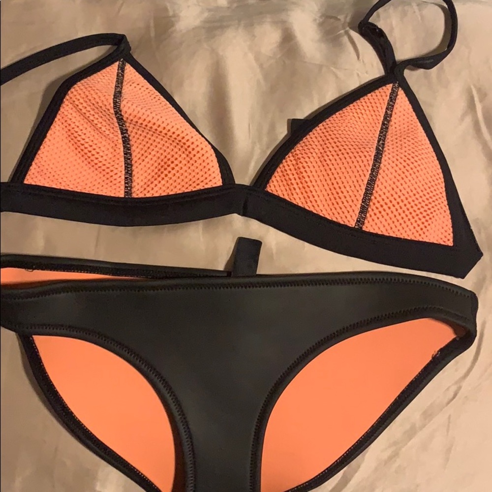 Triangl Bikini Set